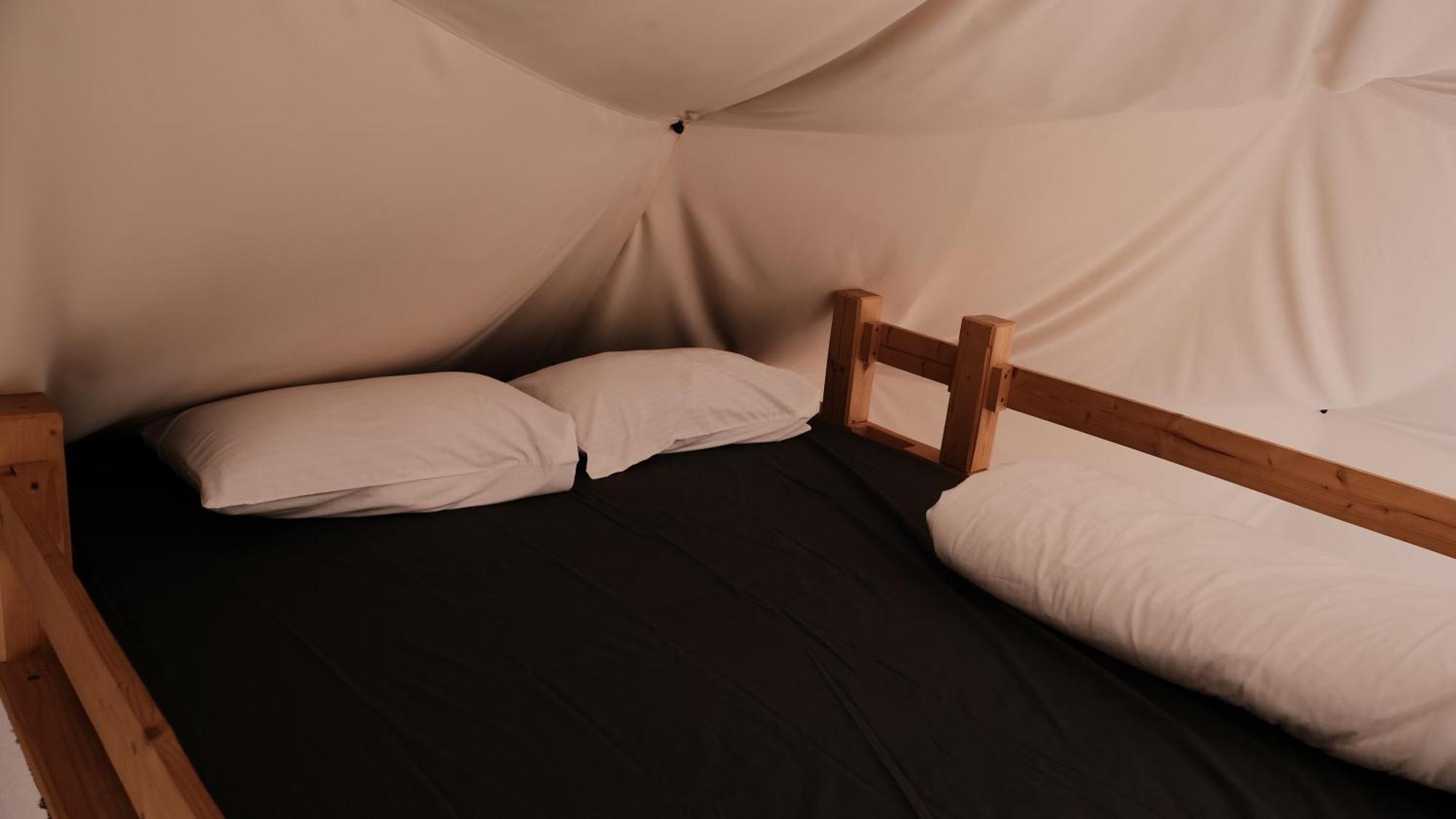 Hotel Глемпінг Де Вайб à Vorokhta Chambre photo