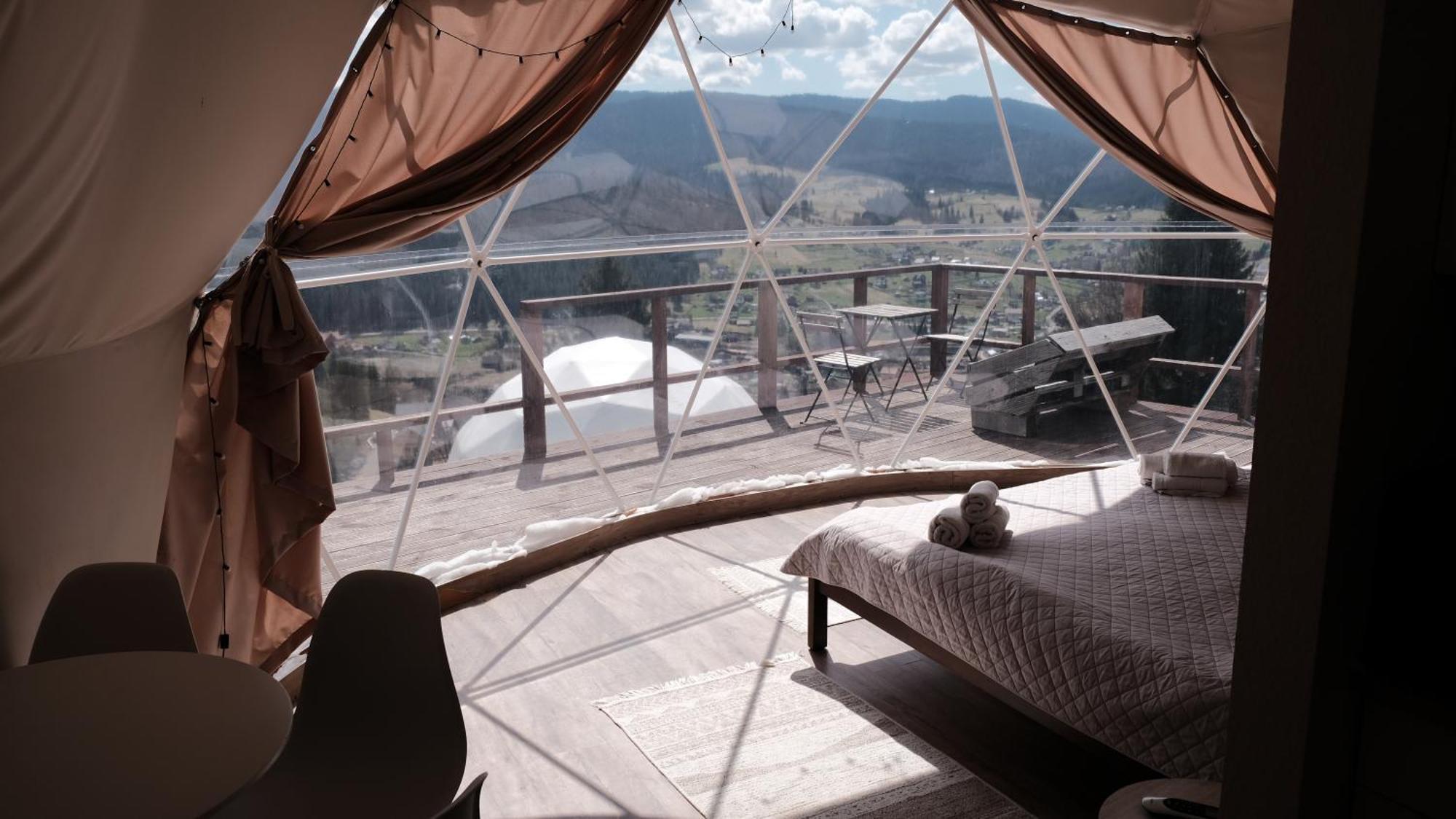 Hotel Глемпінг Де Вайб à Vorokhta Chambre photo